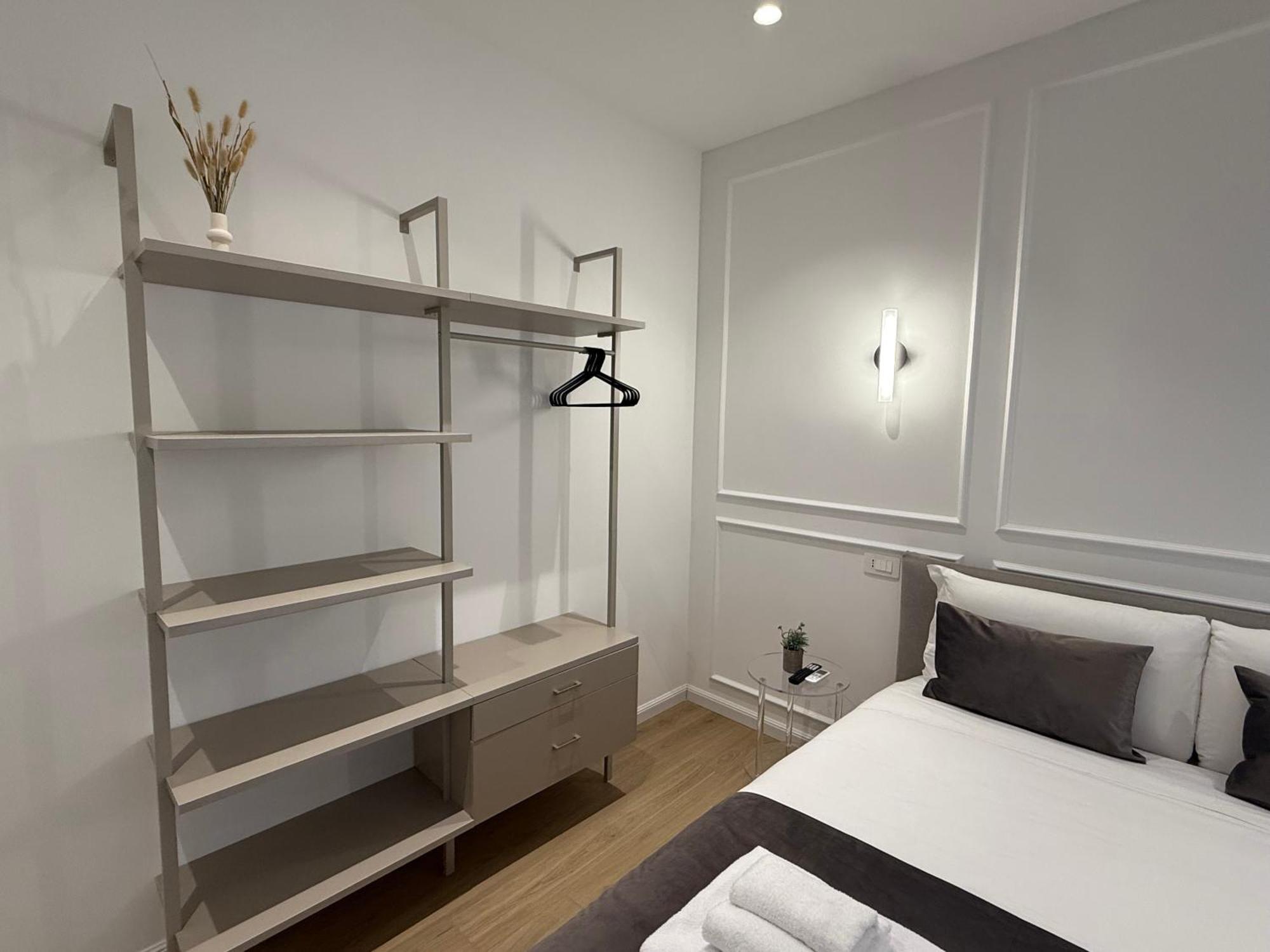 Domus Silvestri Apartment *